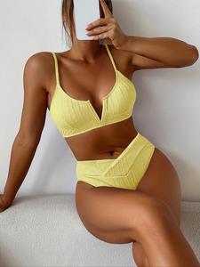 Two-Piece Set Women's Plain Textured Bikini Set for Summer, Casual V Wired Sleeveless Spaghetti Strap Padded Bikini Top & Overlap Waist Swim Bottom, Ladies Swimsuit Sets , Bathing Suits 2024 for Women