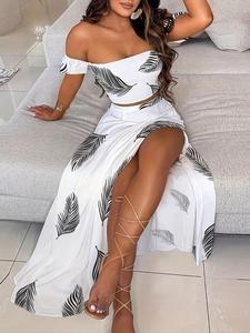 Two-piece Set Women's Feather Print Floral Off Shoulder Fitted Crop Top & Split Thigh Skirt, Casual Fashion Cozy Top & Skirt for Daily Holiday Vacation Wear, Ladies Outfits for Summer Womenswear Clothes