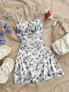 Elegant Floral Print Halter Neck Dress, Fashionable One-Piece for All Seasons, Versatile Daily Wear for Women