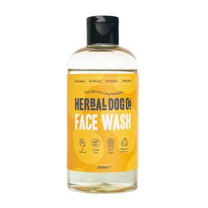 Dog Tear Stain Remover | Tearless Facial Cleanser | For Bulldogs, Pugs & White Coats | Fruity Fresh