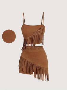 Women's fringe halter top and shorts set, two-piece, with fringe details in a retro western style outfit. The fringe halter top and shorts two-piece set is perfect for music festivals, date nights, clubs, performances, parties, and galas