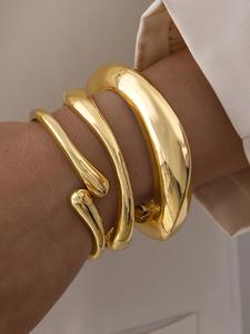 3 Pcs Gold Bangle Bracelets, Elegant Minimalist Bangle, Tarnish Resistant Stackable Minimalist Bangles for Women, Everyday Wedding Party Birthday Anniversary Jewelry Gift for Her (Mom Sister)