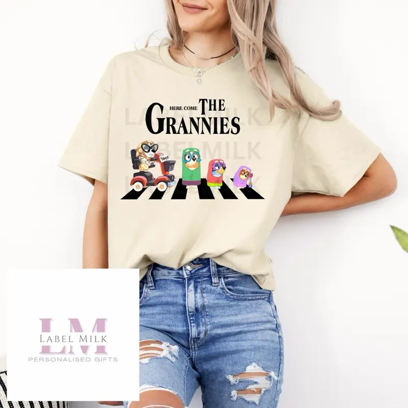Bluey Grannies Top, Grannies T-Shirt, Here Come The Grannies, Bluey T-Shirt, Plus Sizes, Oversized T-Shirt, Womenswear, Menswear