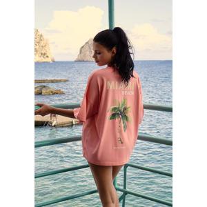 Kaiia Miami Beach Back Graphic Oversized T-Shirt Bright Coral