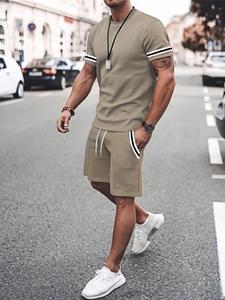 Classy Two Piece Sets Men's Contrast Binding Tee & Drawstring Waist Shorts Set, Casual Short Sleeve Round Neck T-shirt & Pocket Track Shorts, Summer Outfits Clothes Set for Men, Back To School Menswear