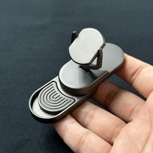 Metal Push Card Toy, Multifunctional Stress Relief Toy, Rotating Toy, Fidget Slider Toy, Anxiety Relief Fidget Toy for Adults