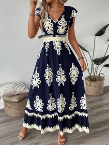 【Plus Size】 Ethnic Pattern V Neck Dress, Boho Cap Sleeve Long Dress for Beach Holiday Vacation, Women's Clothes for Summer