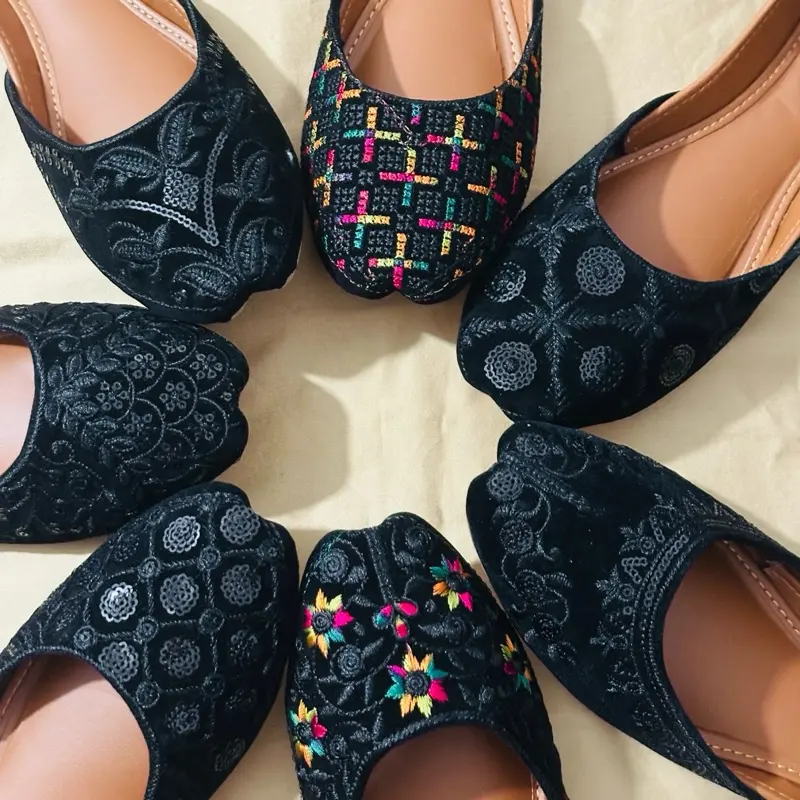 Black multi embroidery sequins khusa Wide Fit
