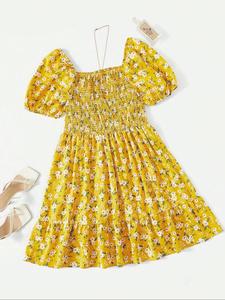 Women's Plus Size Ditsy Floral Print Shirred A Line Dress, Boho Ruffle Hem Square Neck Dress for Beach Vacation Holiday, Women's Clothes for Summer