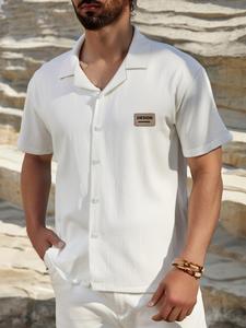 Men's Letter Patched Short Sleeve Causal Shirt, Loose Casual Comfy Top for Summer, Men's Clothes for Beach Vacation