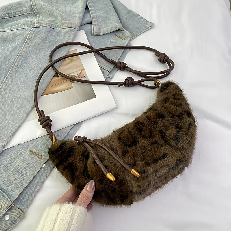Vintage Style Faux Fur Shoulder Bag, Animal Print, Adjustable Strap, Zipper Closure, Polyester Lined, Foldable Design, with Leopard Pattern for Women's Fashion Accessory