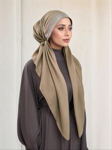 Women's Solid Color Rhinestone Decor Instant Hijab, Modest Fashion Chic Breathable Hijab for Daily Wear, Women's Islamic Clothing for All Seasons