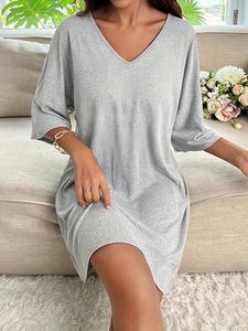 Women's Solid Color V Neck Nightdress, Casual Soft Comfortable Vneck Nightgown for All Seasons, Ladies Sleepwear for Indoor Wear, Glam Lounge Wear, Baggy Womens Clothes, Elegant Night Gown, Womenswear