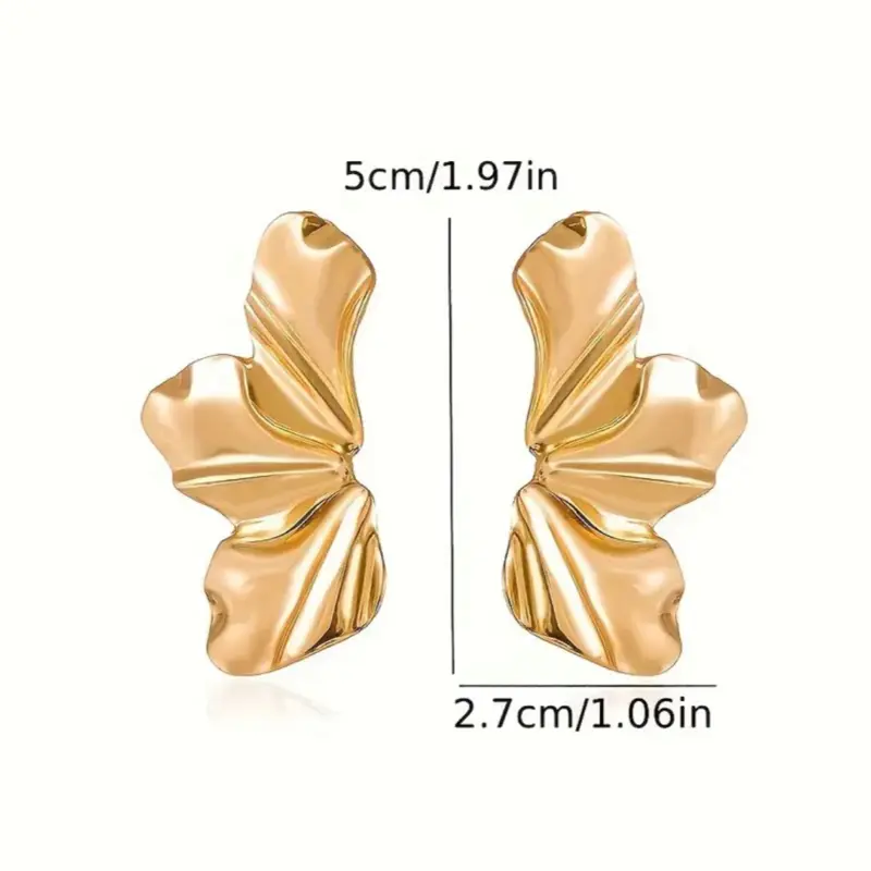 Fashion Creative Irregular Petal Stud Earrings - Pair