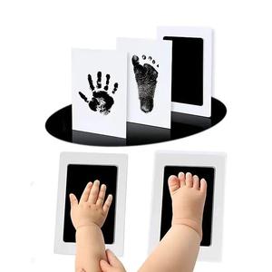 Baby Hand & Foot Print Maker, 1 Count Baby Souvenir Hand & Foot Print Making Kit, Newborn Souvenir, Children's Gift