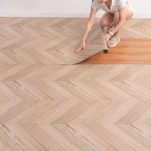 1 Roll Wood Grain Self-adhesive Wallpaper, Wood Pattern PVC Floor Stickers, Wood tile floor, Peel-and-stick Waterproof and Mildew-resistant, Removable and Washable, Easy Installation, for Living Rooms, Kitchens, Bedrooms, and Furniture Renovation