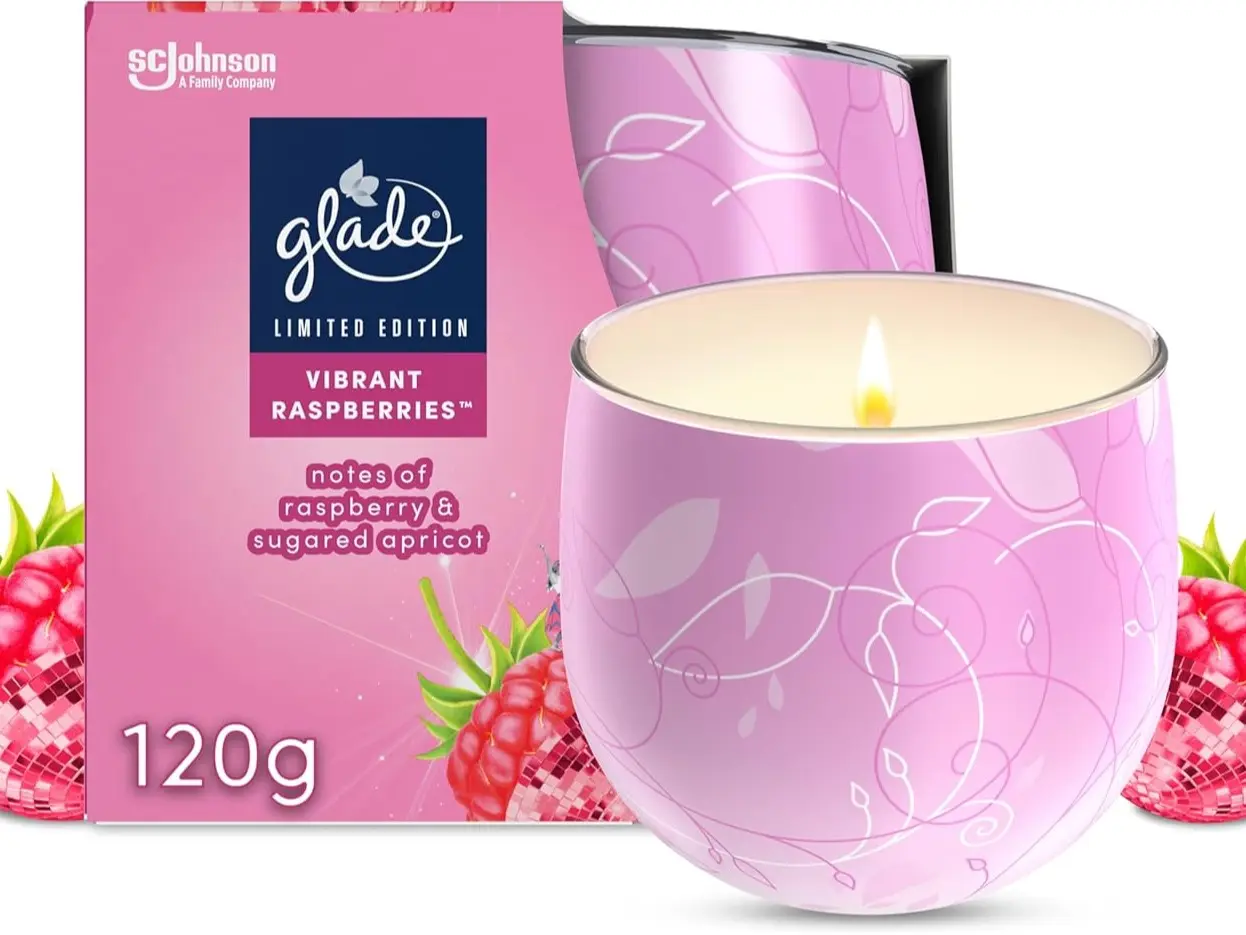 Candle, Scented Candle Infused with Essential Oils, Up to 31 Hour Burn Time, Vibrant Raspberries, 120g