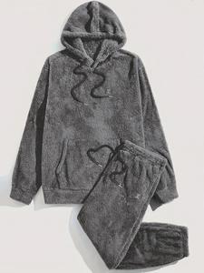 Men's Solid Drop Shoulder Patched Hoodie Top & Drawstring Waist Pants Plush Loungewear Set, Casual Comfy Long Sleeve Hooded Top & Trousers Set, Men's Sleepwear for Fall & Winter， Christmas Pajamas