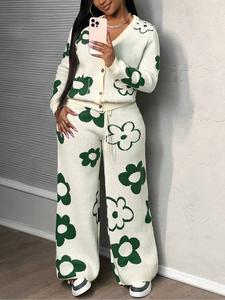 Plus Size Floral V Neck Set, Fall & Winter Jacquard Sweater and Knit Pants Two-Piece, Casual Loose-Fitting Style