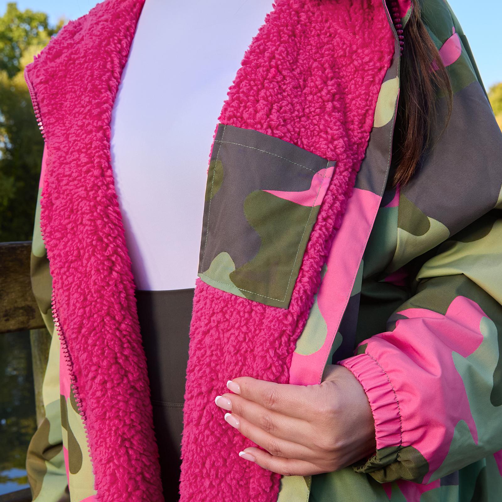 OHS Drying Robe Waterproof Wind Resistant Changing Robe Soft Sherpa Fleece Lined Oversized Hooded Long Sleeve Coat Jacket for Kids Adults Men Women Surfing Beach Swimming Keep Dry Plain Leopard Camo Gaming Bows Cherry Heart Unicorn Harlequin Zebra Geo