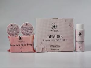 Ms Tsung Essentials Demure Rejuvenating Set or Glass Skin Facial Serum 30ml