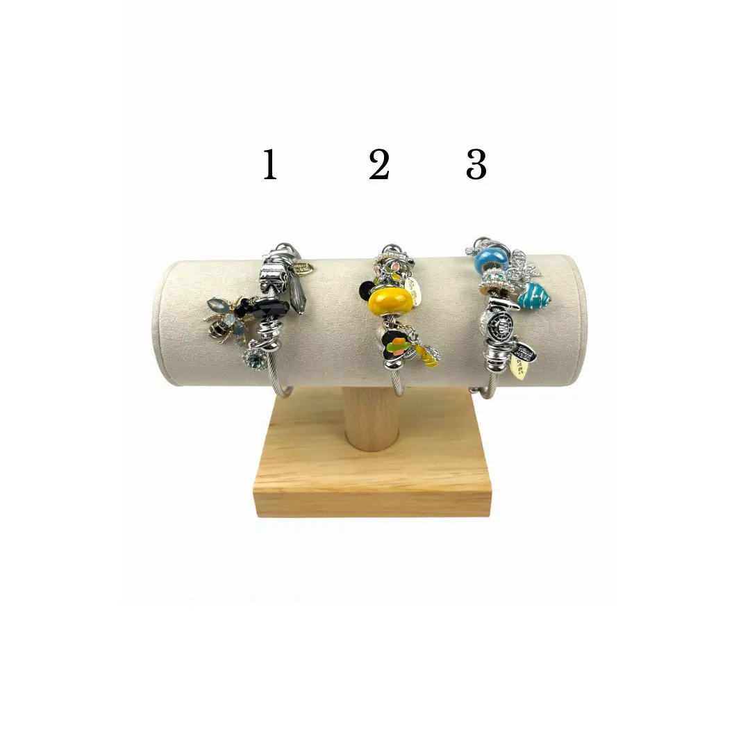 Elegant Charm – Silver Bracelet Collection