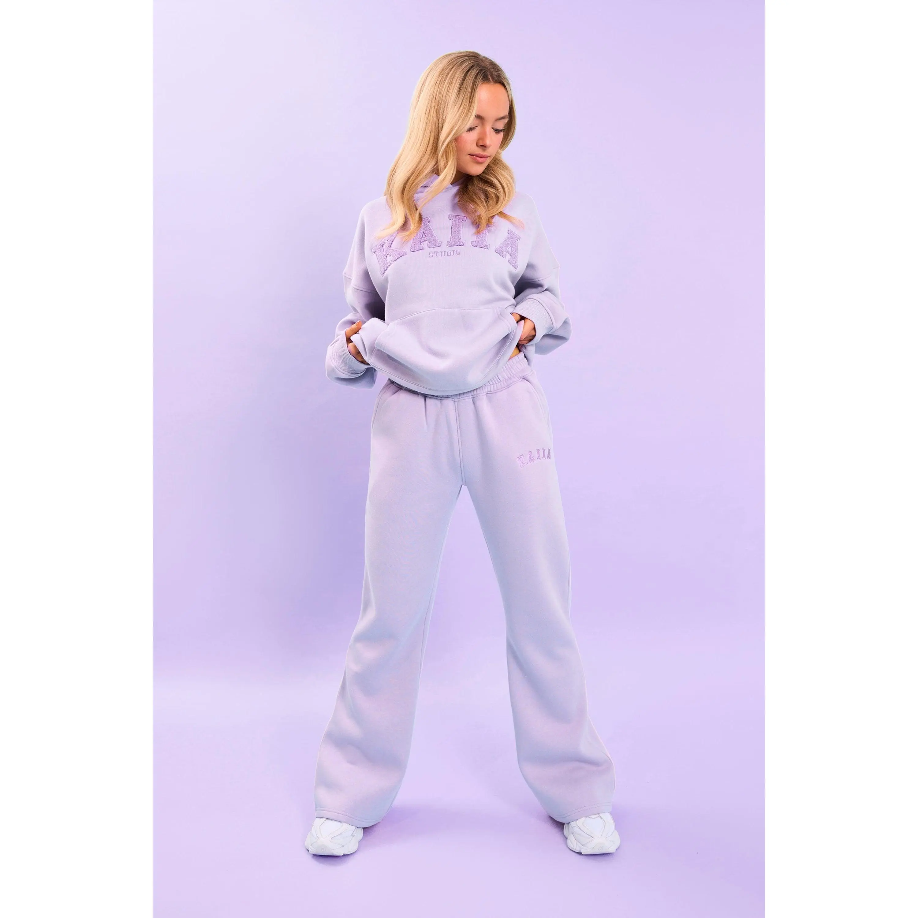 Kaiia Logo Wide Leg Sweat Pants Lilac