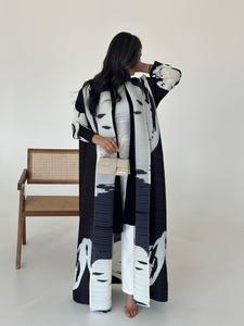 Women's Abaya Long Robe Jacket, Block Ethnic Style, Casual Loose Fit Pleated Belted Design, Muslim Fashion for All Seasons