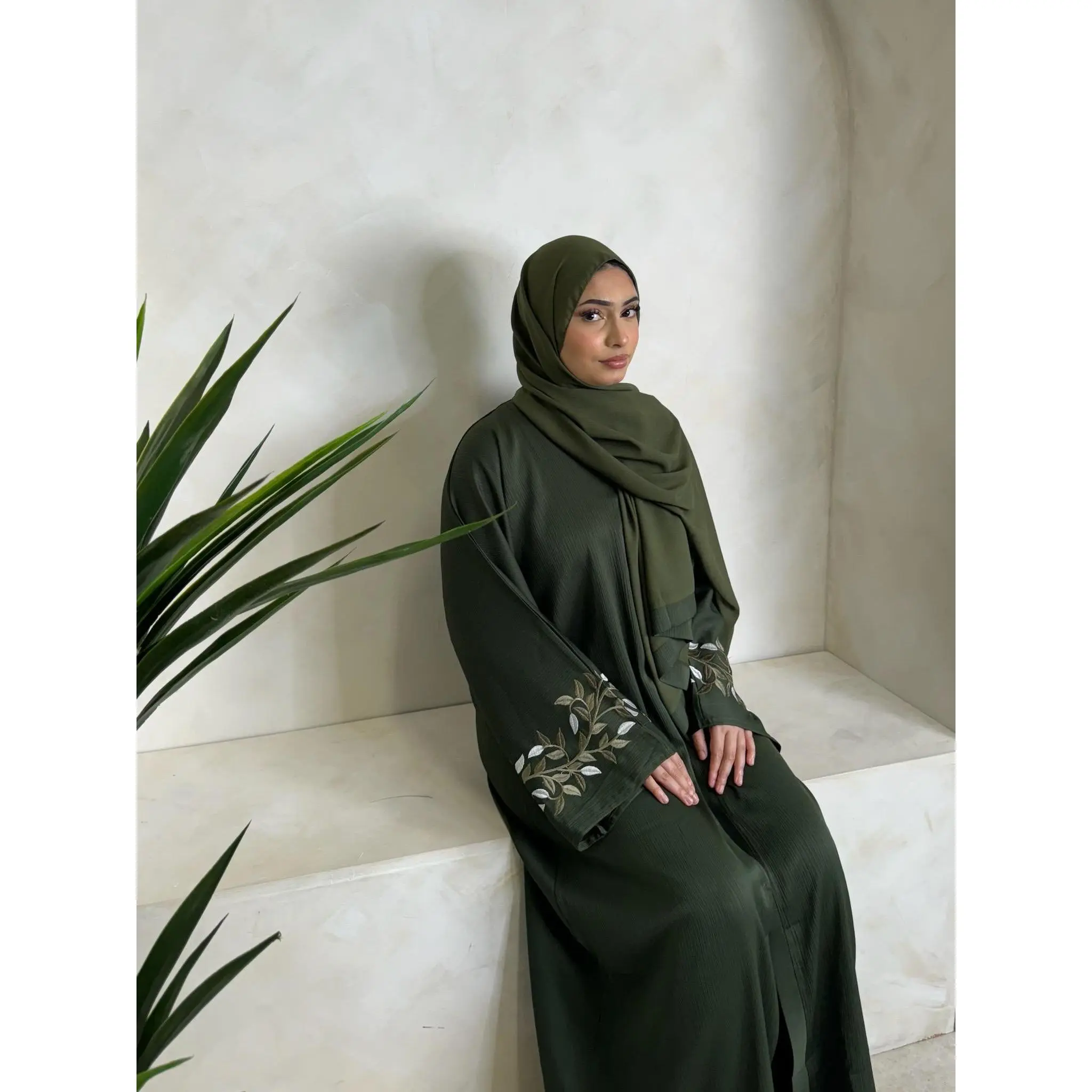 Azra Zoom Embroidery Abaya